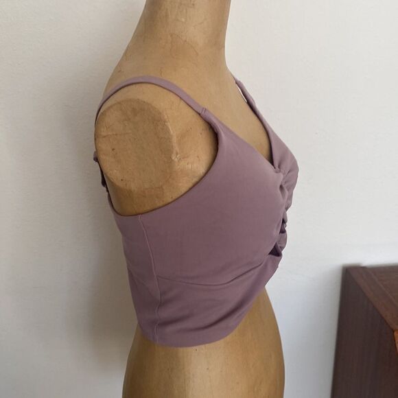 Athleta sports bra sz M mauve gathered detailing w/ cut outs in front good cond - Picture 2 of 6